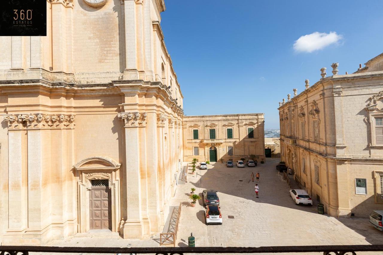 Palazzo 16Th Century Mdina, Opposite St Paul'S Cathedral By 360 Estates Apartamento Exterior foto